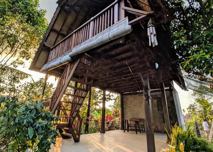 別荘 Triangle Cottage, Near 7 Waterfall In North Bali *