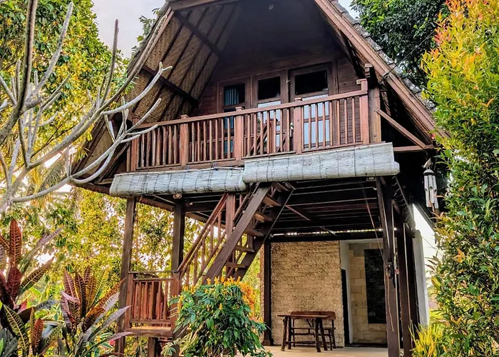 Triangle Cottage, Near 7 Waterfall In North Bali 別荘 Ambengan