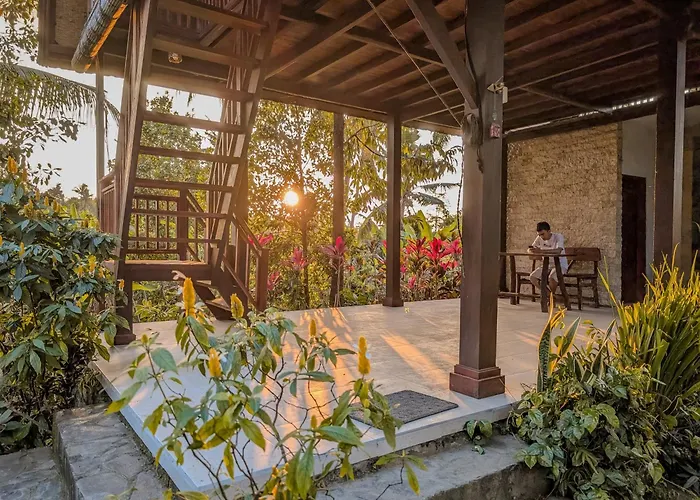 Triangle Cottage, Near 7 Waterfall In North Bali *