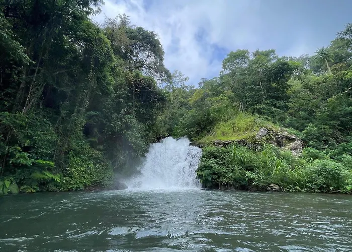 別荘 Triangle Cottage, Near 7 Waterfall In North Bali *
